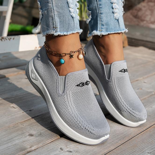 Women Breathable Knit Slip-On Sneakers Lightweight, Comfortable Walking Shoes All-Season Casual Outdoor Activities