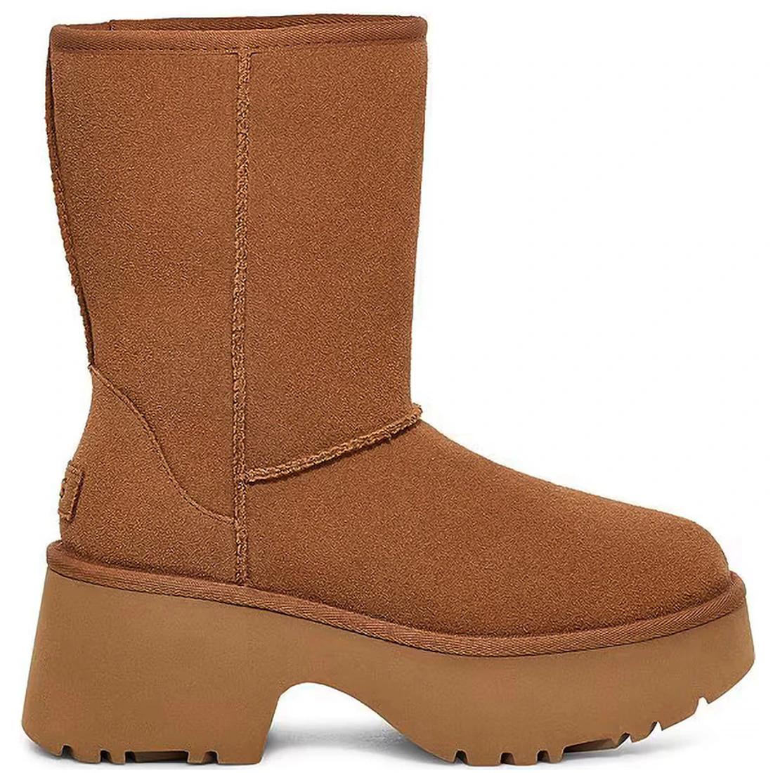 

Sneaker UGG Classic Short New Heights Boot Chestnut (Women s)(1138310-CHE) 38