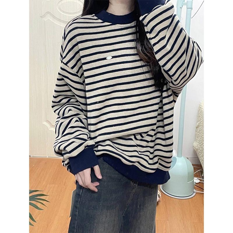 

Ретро полосатый бархатный утолщенный свитер с круглым вырезом женский осенне-зимний в гонконгском стиле свободный ленивый из чистого хлопка жакет весна average size [recommended 80-60 kg]