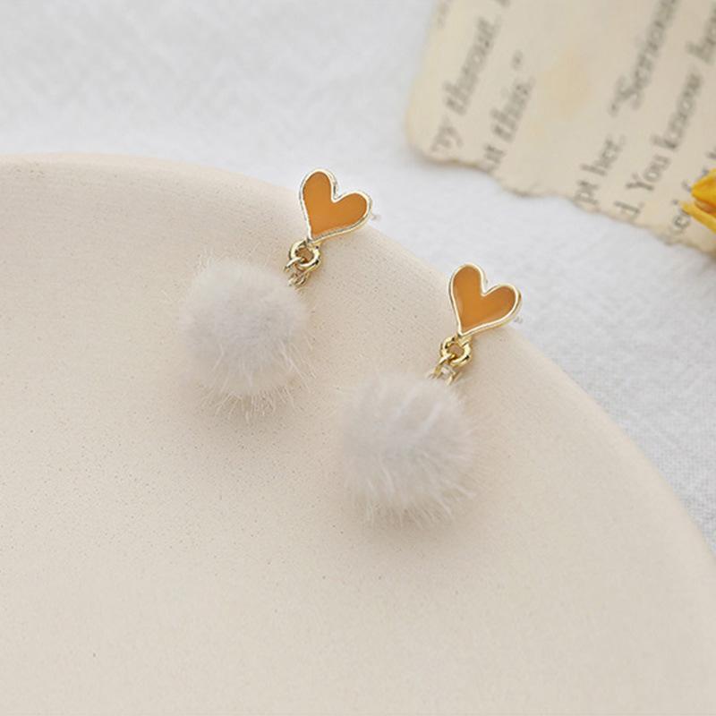 

Новые плюшевые серьги Love Ball с расширенным чувством, модный стиль, плюшевые индивидуальные серьги