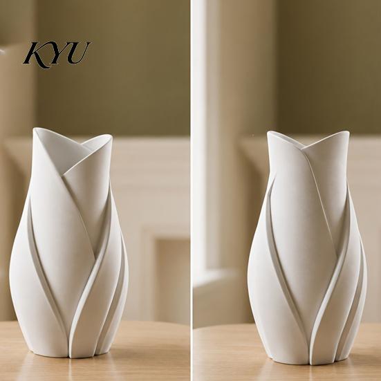 Moderner Minimalistischer Blumenhalter Blattförmige Kunstvase, 3D-gedruckte Matte Verdrehte Florale Skulptur Raffiniertes Büro Schreibtisch Ornament Dekorativ