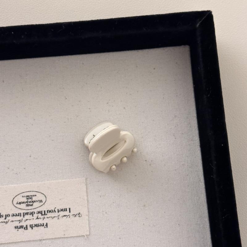 Retro and High-end Mini Grab Clip, Mini Princess Hair Clip, Women's Side Bangs Clip