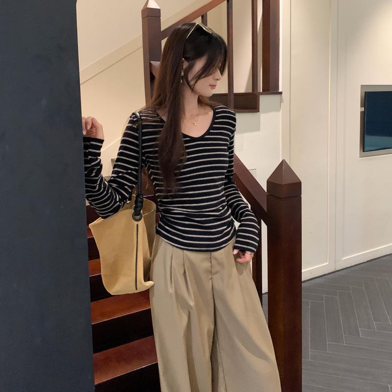 Women s Korean Style Slim Fit Color-Block Striped V-Neck Long-Sleeve Tee, Autumn/Winter 2025 Collection. XL