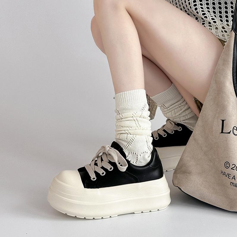 Simple lace-up casual board shoes women's 2025 new autumn fashion thick-soled heightening flat-soled sports shoes white shoes tide