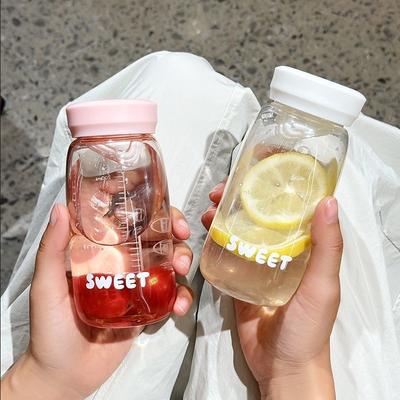 Simple and Fresh Mini Water Cup, Heat-resistant and Anti Drop Portable Plastic Cup, Milk and Fruit Bottle, Graduated Pocket Cup