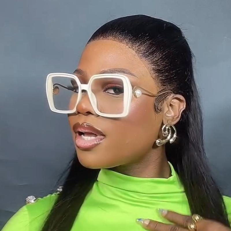Women's Sunglasses, Fashionable Square Large-frame Sunglasses, Pearl-decorated Sunglasses.