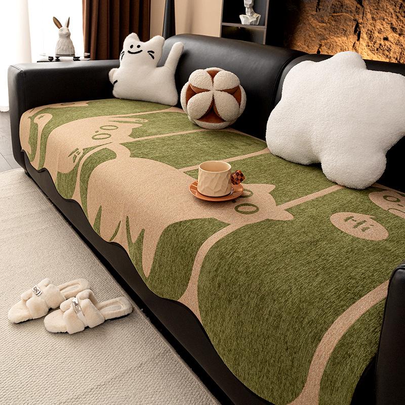 

New Cartoon Special-Shaped Sofa Cushion, Universal In All Seasons, Chenille Straight Row Leather Sofa Seat Cushion, Non-Slip Cover 90*70cm