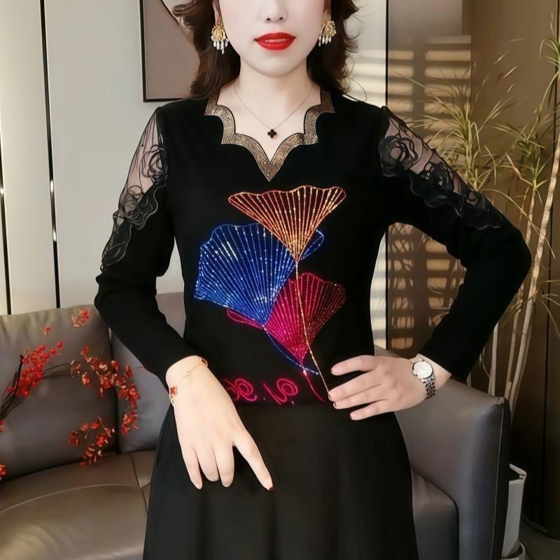 Autumn Women's V-Neck T-Shirt Printed Rhinestone Hollow Slim Fit Soft Stretch T-Shirt