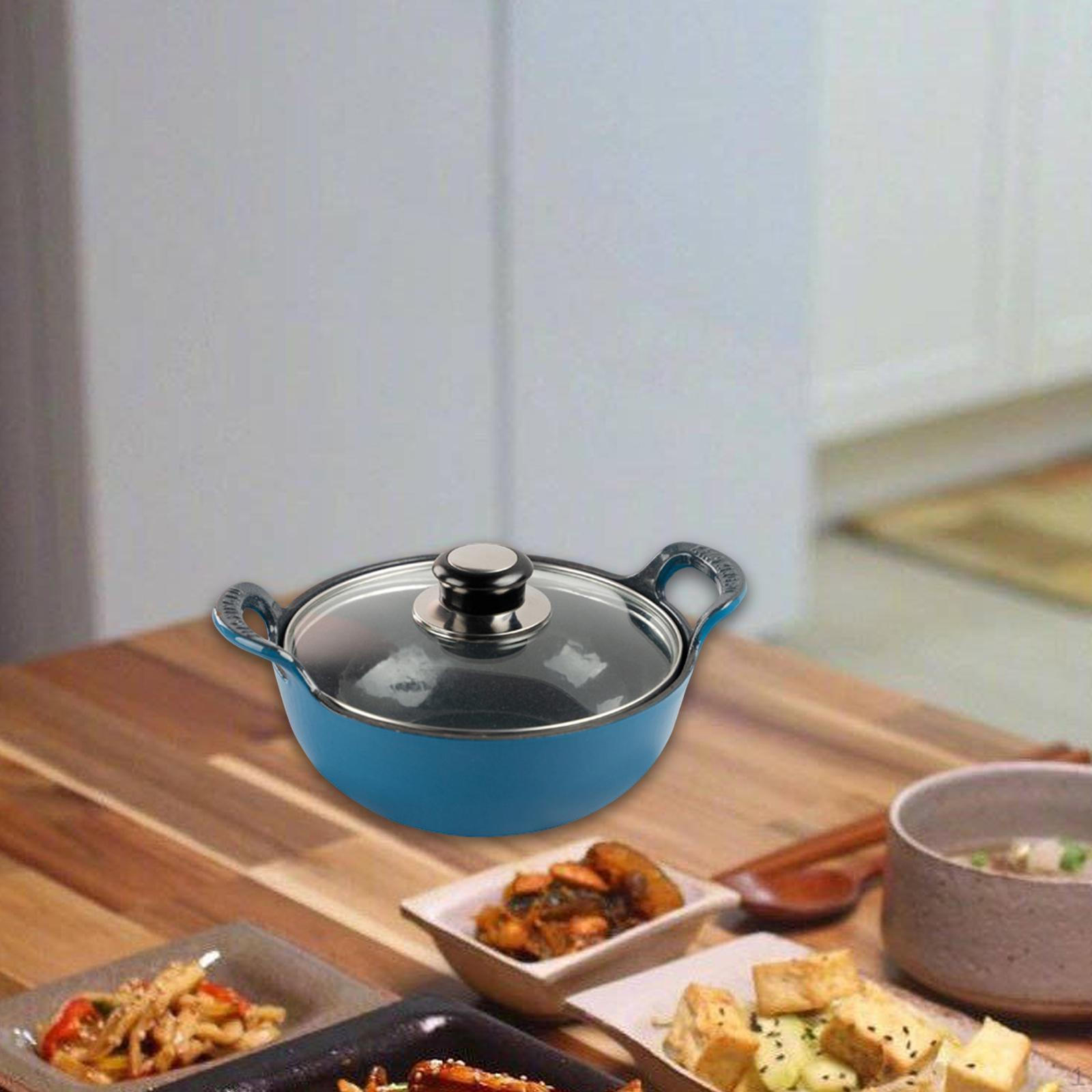 

Чугунная кастрюля с эмалированным покрытием для использования на кухне и на открытом воздухе синий