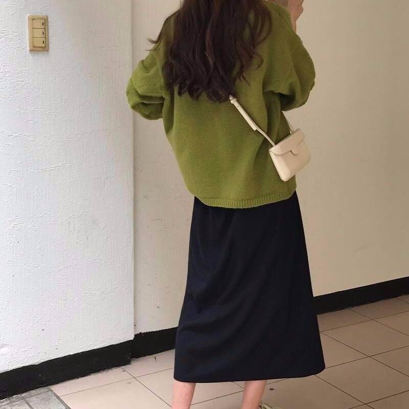 Neue koreanische Version des lockeren, dünnen, langärmeligen avocadogrünen Strickpullover-Cardigan-Mantels für Frauen