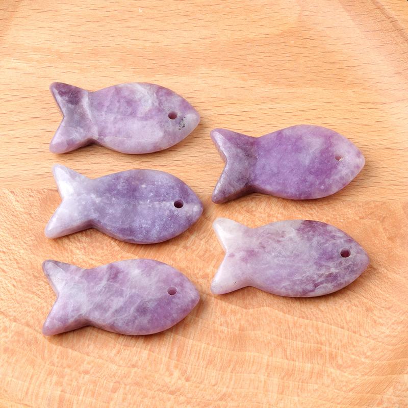 Hand Carved Healing Crystals Fish Figurine Natural Stone Animal Statue Amethyst Gemstone Pendant Home Decor DIY Hanging Ornament