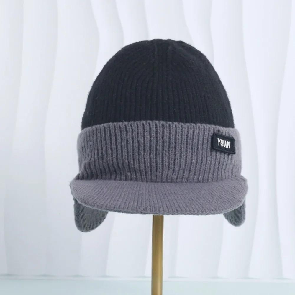 Versatile Ear Protection Knit Baseball Cap Dual Tone Keep Warm Winter Warm Hat Thickened Thermal Knit Beanie Outdoor Activities