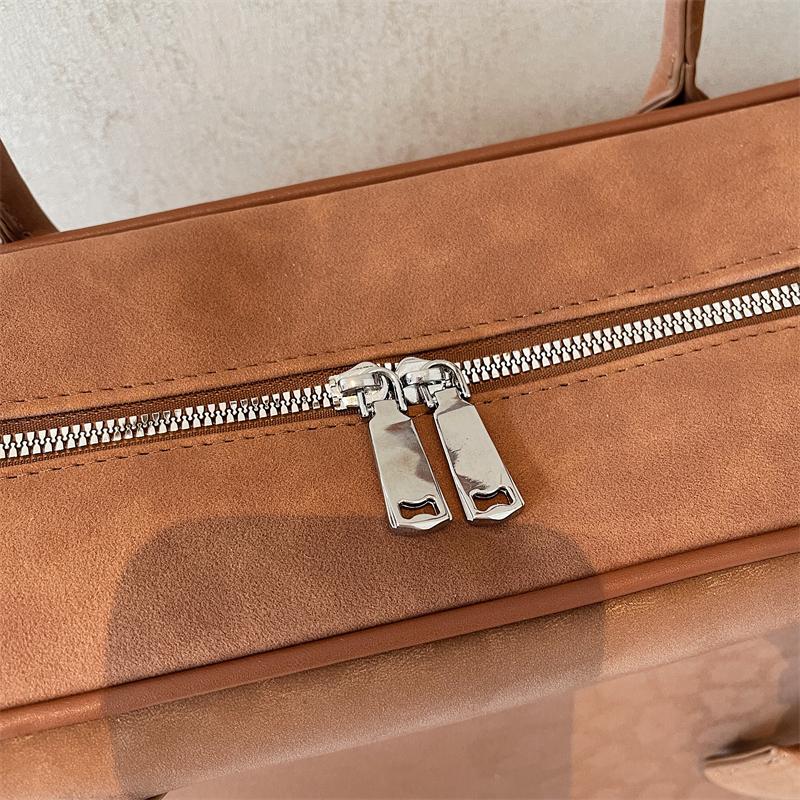 Portable Travel Bag Women's Large Capacity Short Distance Luggage Bag Lightweight Travel Sports Bag