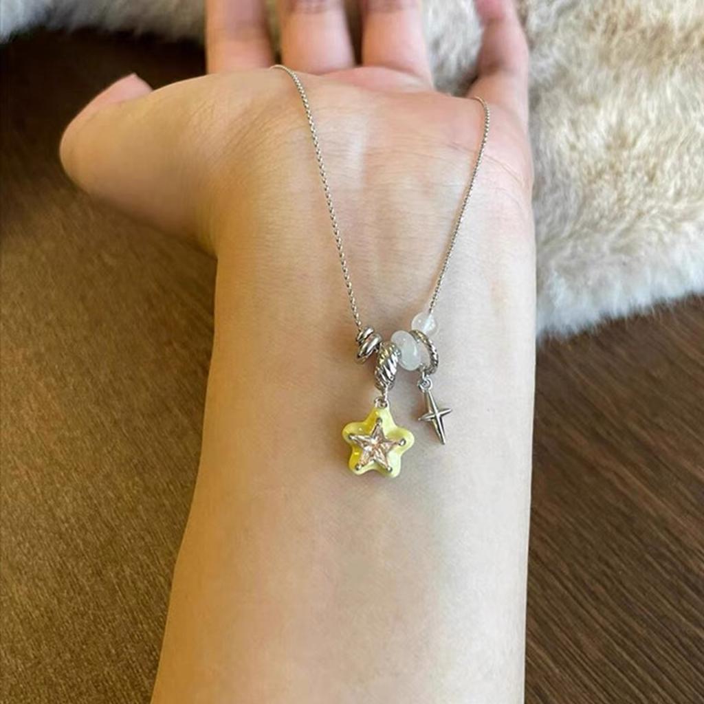 Stylish Star Necklace Ladies Fashion Lightweight Adjustable Length Neckchain For Everyday Wear Aesthetic Jewelry