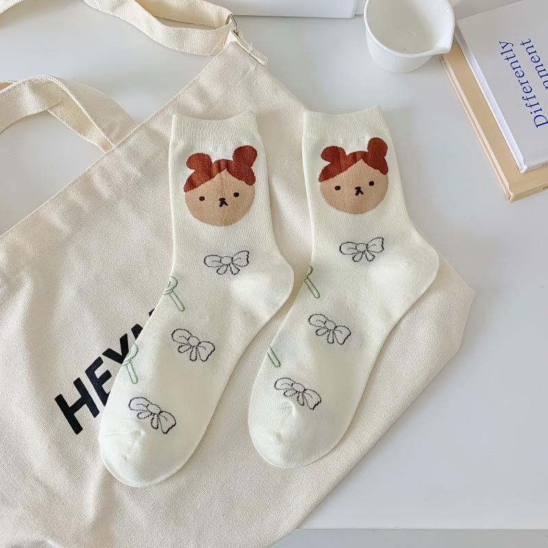 

Female Spring and Autumn Cute Cartoon Personality Graffiti In Tube Socks 1 pair