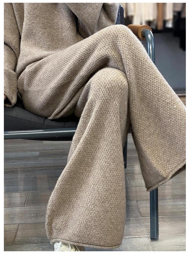 Damen 100% Wolle Strick Zweiteiler: Rundhals-Cardigan & Weitbeinige Hose
