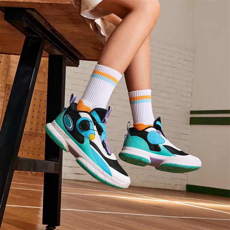 Li Ning Kids Basketball Woven Sports Comfortable Non-Slip Shock Absorbing Wear-Resistant Rebound Breathable Mid-Top Basketball Shoes YKBU092-3