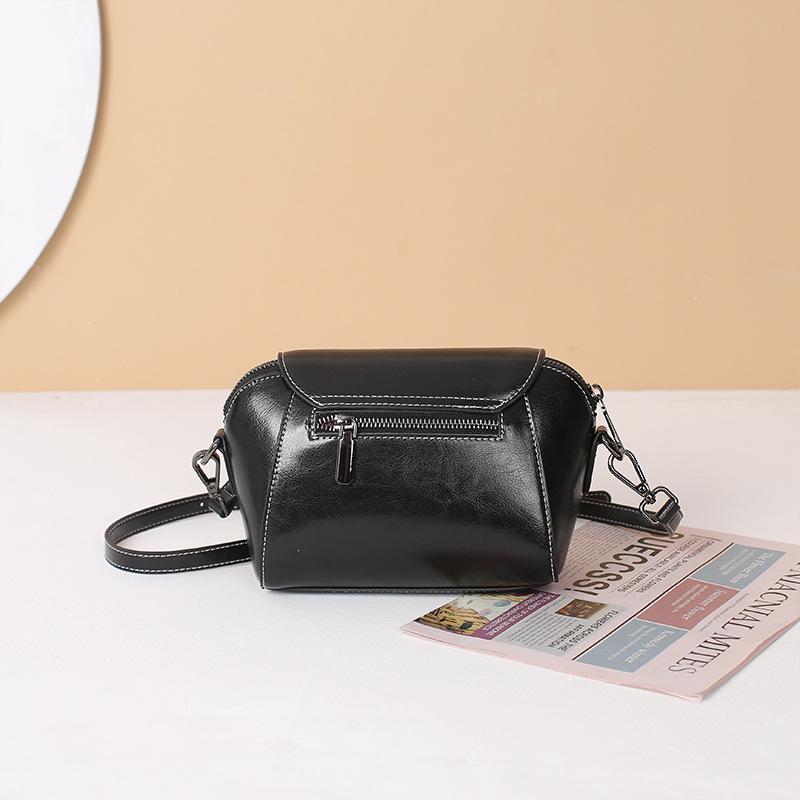 Borsa a tracolla piccola in pelle di vacchetta cerata e olio per donna, borsa a tracolla a conchiglia alla moda e versatile, borsa casual per telefono da donna