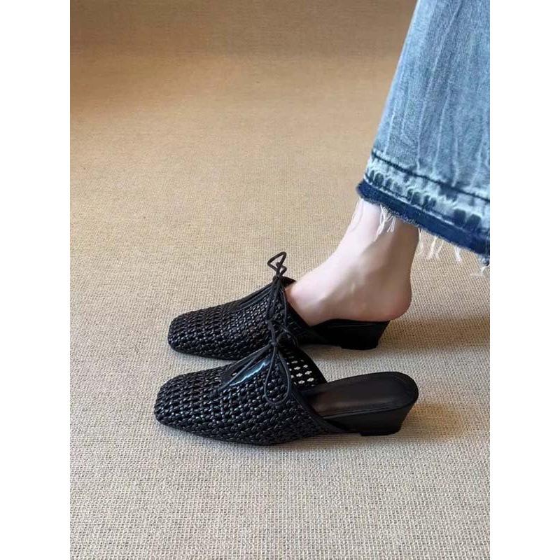 French British style square head hollowed out hand-woven wedge heel women's shoes 2025 new bag head single shoes