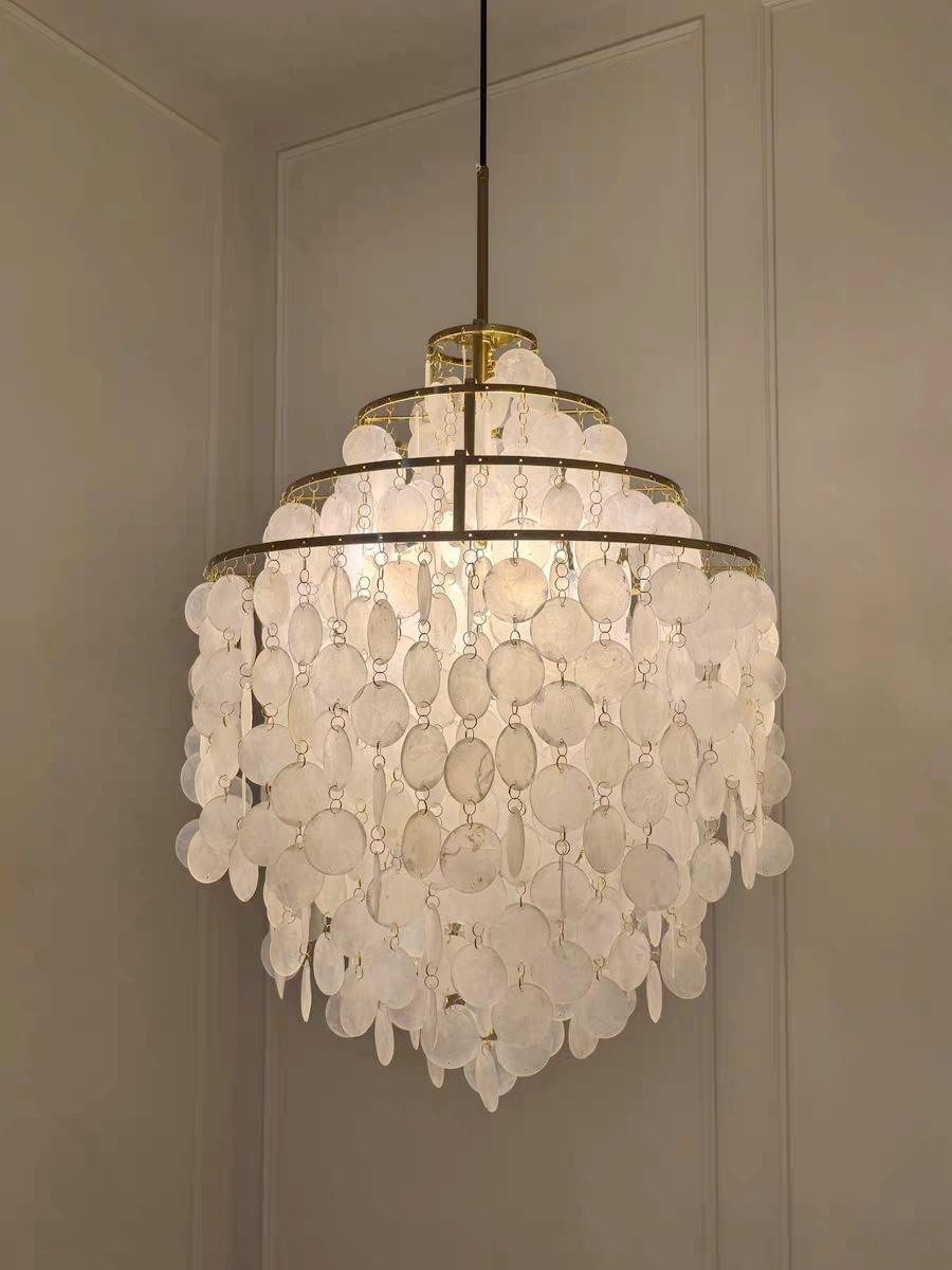 Italian Retro Artificial Shell LED Wind Chime Lamp Tassel Chandelier Chrome Finish Remote Control for Living Room Bedroom Dining Modern&40&D53*H70cm