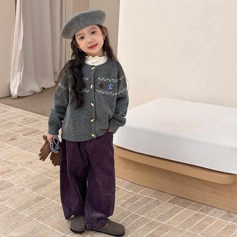 Little Girls Handmade Retro Small Floral Knitted Cardigan Outerwear