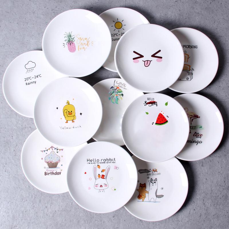 6-inch Ceramic Plate with Dinosaur & Rabbit Design – Cartoon Tableware for Hot Pot, Snacks, Cake, Home or Restaurant Use.