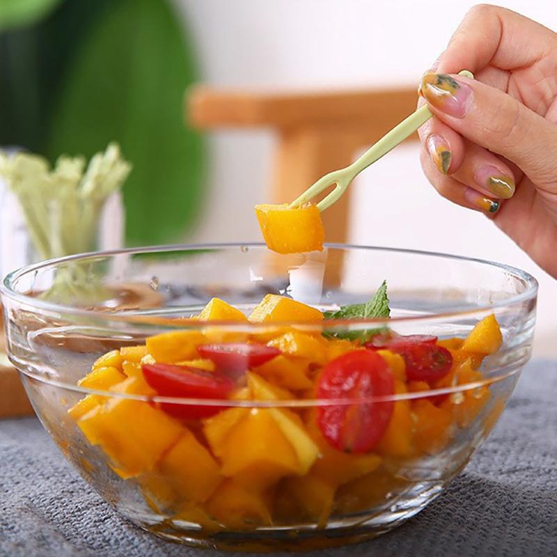 50 ks Kreslené plastové vidličky na ovoce Párátka Bento obědový box pro děti Narozeninová oslava Svačina Dort Dezert Výběrové vidličky