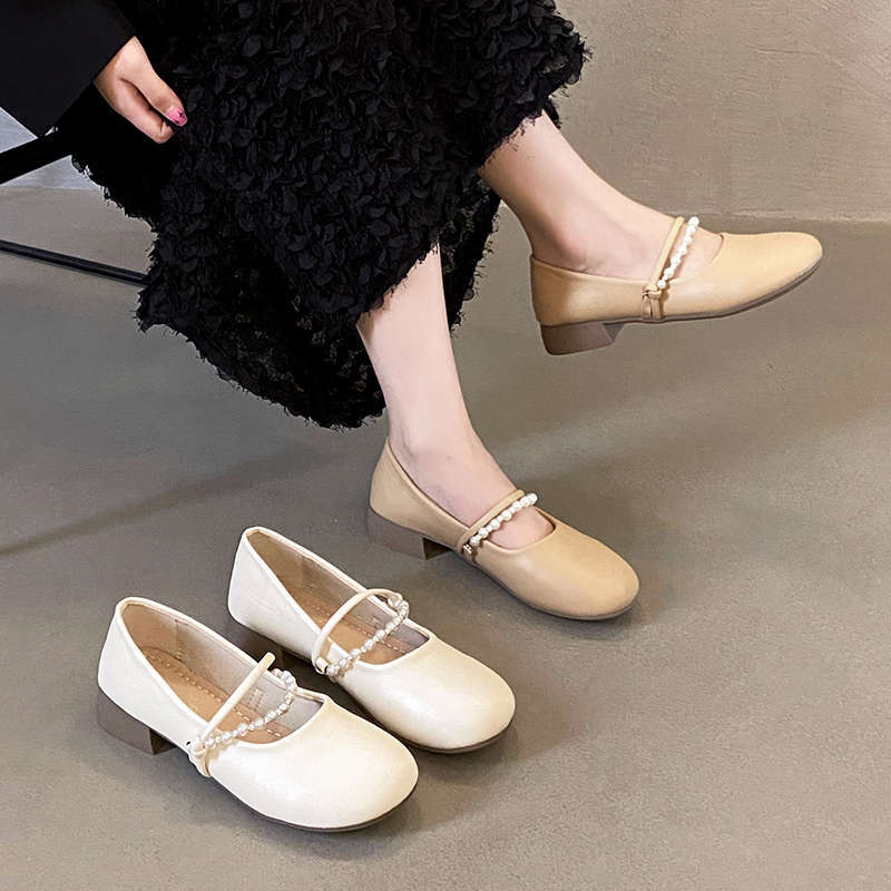 Late Evening Breeze Gentle Shoes Thick Heel Single Shoes Women's 2025 New Summer Mary Jane Shoes with Skirts Soft-soled Beanie Shoes