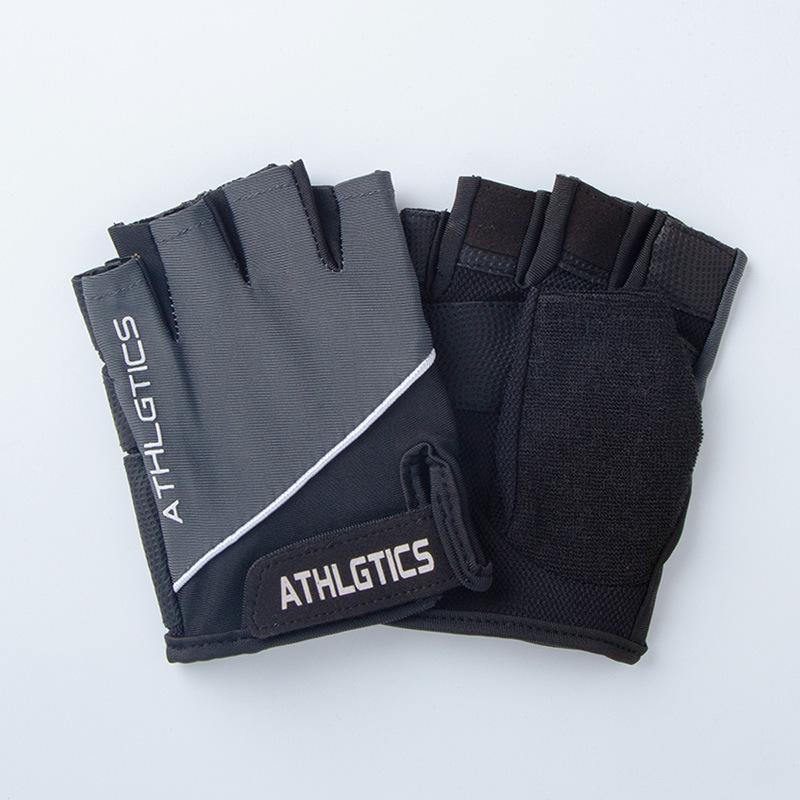 

Sports and Fitness Half Finger Gloves for Men and Women Breathable Sun Protection Against Calluses and Non Slip Resistant Gloves L