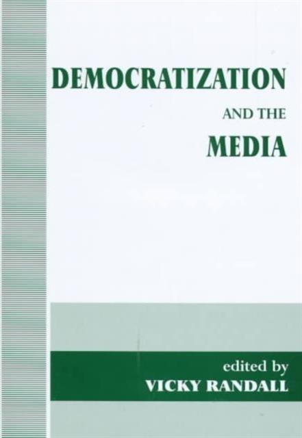 წიგნი Democratization and the Media