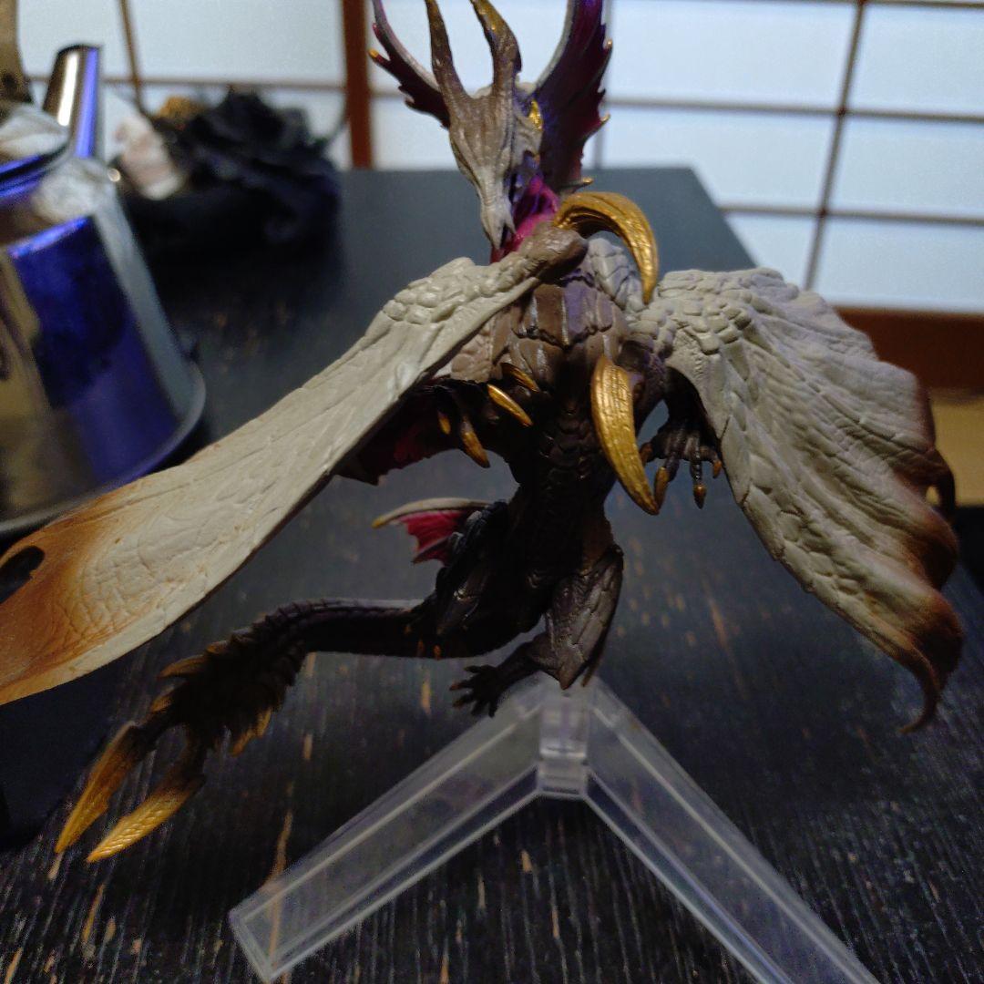 

[USED] Merzena Monster Figure Grey Approx. 30cm