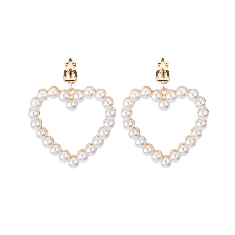 

Retro Temperament Pearl Hollow Love Ear Clips, Harajuku Geometric Sweet Girl Chic Earrings