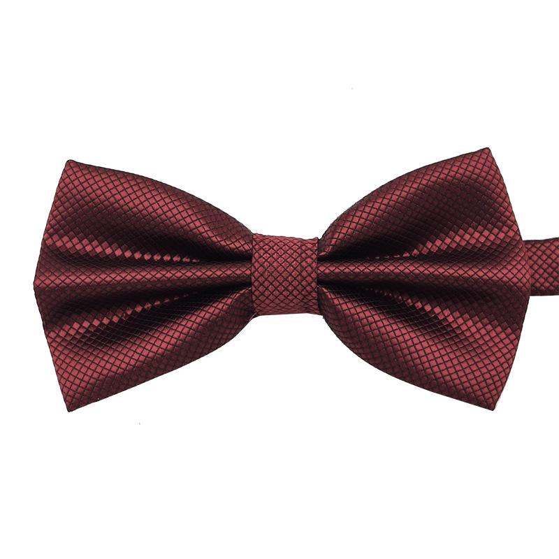 Pajarita de Doble Capa Negra Lisa para Hombre - Cuadrícula Cubo Británica, 27 Colores Disponibles para Eventos Formales y Bodas.