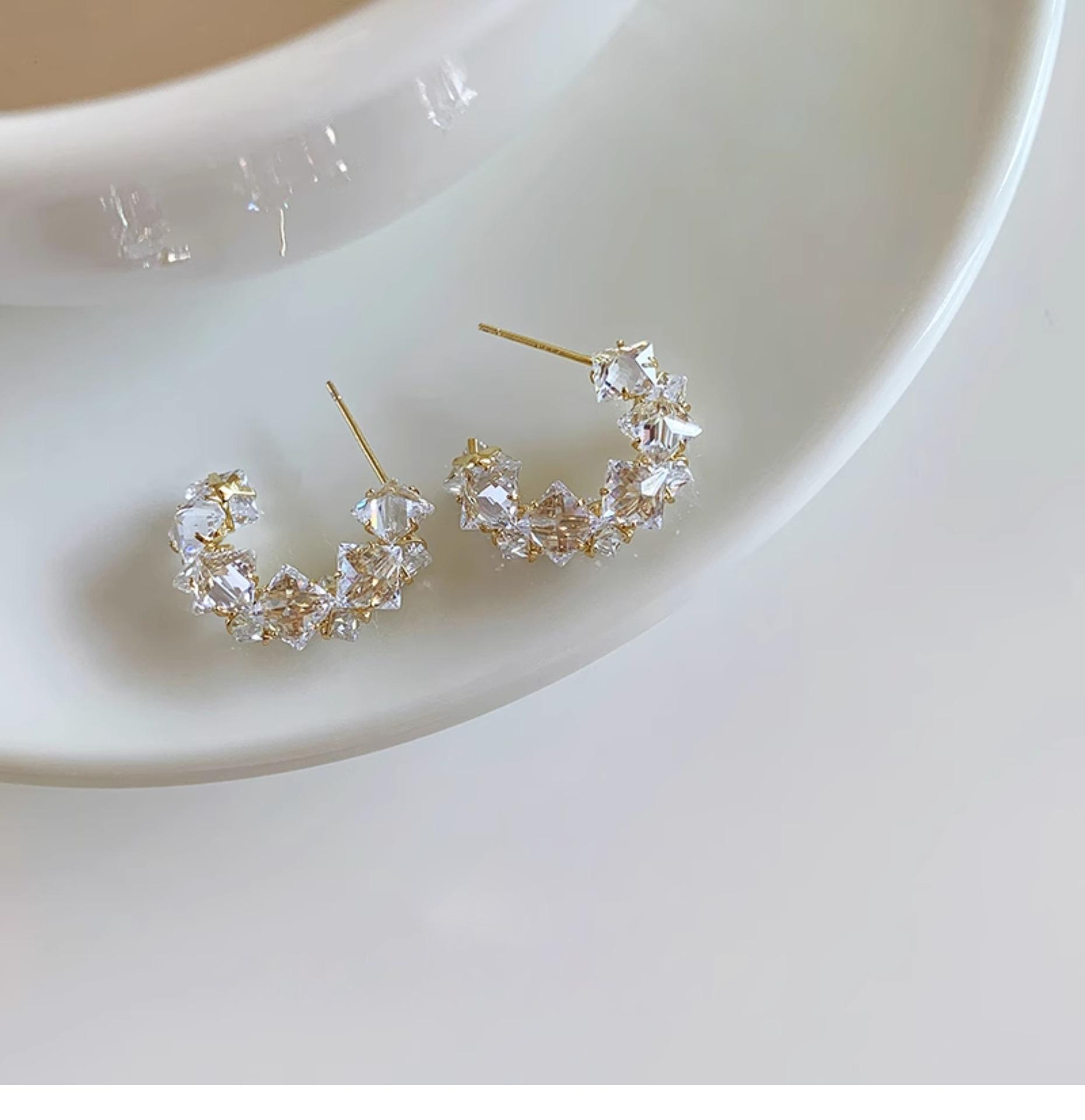 

Silver needle zircon C-shaped earrings exquisite versatile temperament stud earrings niche fashion light luxury high-end earrings women