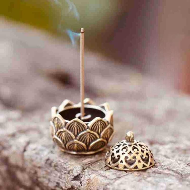 1PC Metal Lotus Cone Incense Burner, Portable Aromatherapy Holder for Home Car Altar Table, Mini Asian Zen Decor Meditation Gift