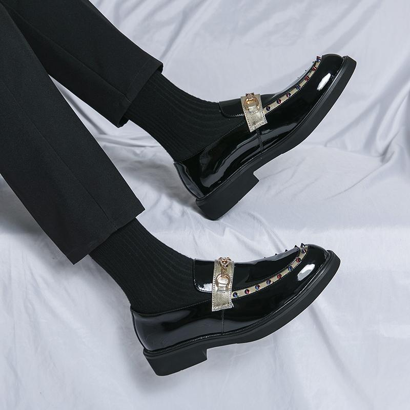 Large Size 46 Pointed Leather Shoes Men's Rivets Small Leather Shoes Men's Business Dress Casual Shoes Men's Hairstylist Men's Shoes