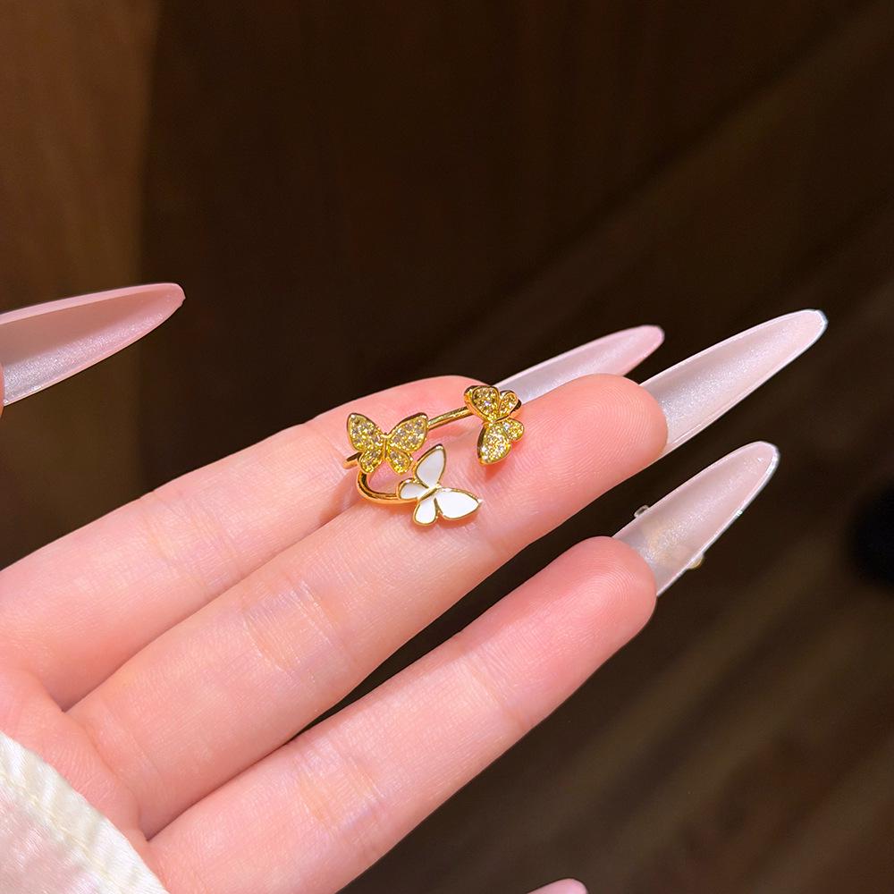 Elegant Japanese-Korean Rhinestone Three-Butterfly Adjustable Ring: Women’s New Chinese Style Fashion Accessory