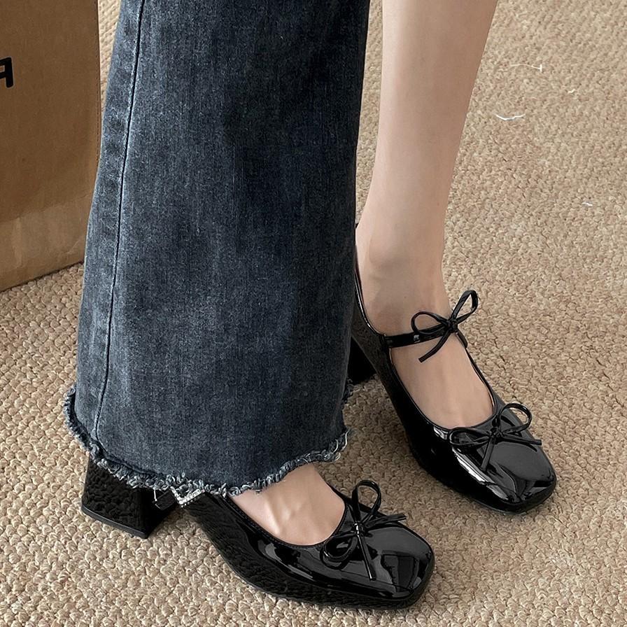 Fashion Temperament Retro Square Head Bow Thick Heel Light Mouth Single Shoes Women's New Spring and Summer Mary Jane High Heel Small Leather Shoes