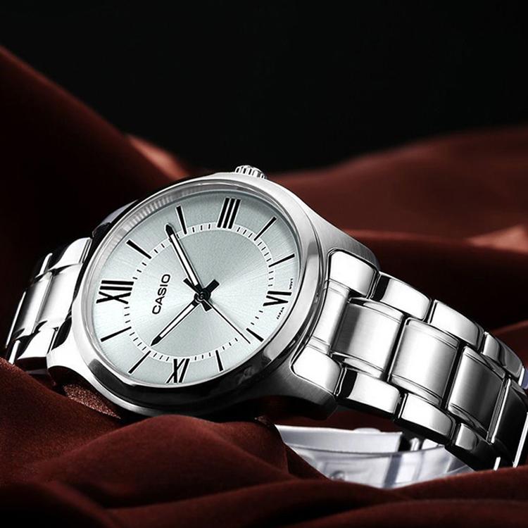 Casio Standard Series Classic Minimalist Round Watch Retro Business Fashion Quartz Movement Stainless Steel Strap Men watches Silver MTP-V005D-7B5