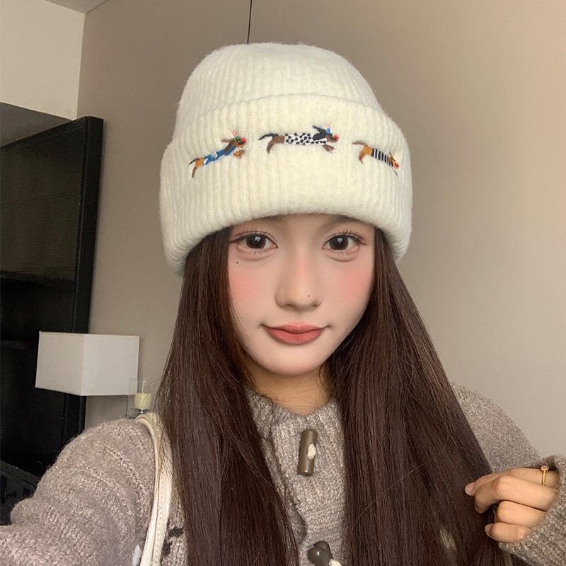 Cute Puppy Woolen Hat Autumn and Winter Outdoor Commuting Versatile Warm Pullover Hat Korean Cute Little Face Showing Knitted Hat
