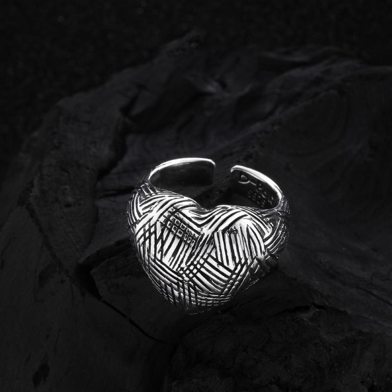 

Трендовое ретро медное кольцо-сердце для женщин с уникальным стилем и регулируемой посадкой для моды на каждый день