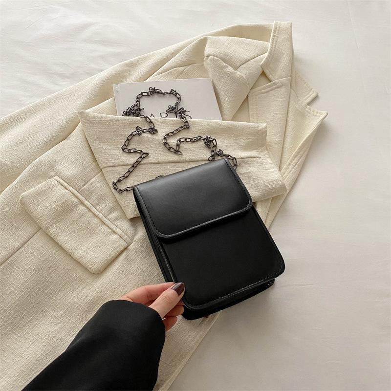 

2024 новая летняя простая модная сумка через плечо простая трендовая сумка-мессенджер простая модная большая вместительная маленькая квадратная сумка чёрный