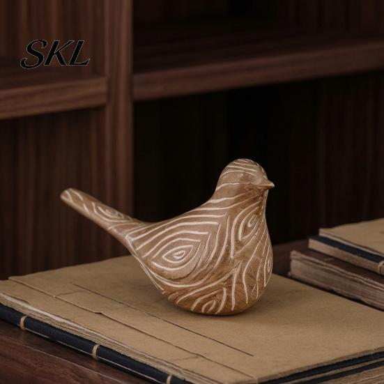 Unique Retro Bird Home Accessories Resin Ornaments, Wood Color Figurine, Handmade Carved Country Living Ornaments Decorative Statue for Farmhouse