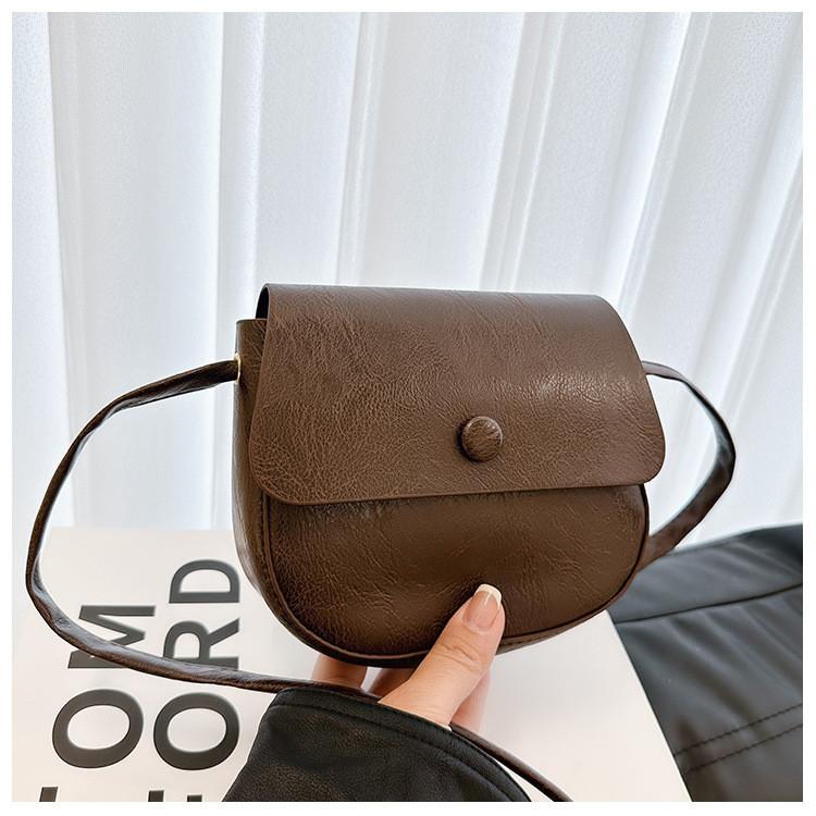 Urban Minimalist Style Pu Material Large Underarm Bag With Fashionable Stitching Details Black