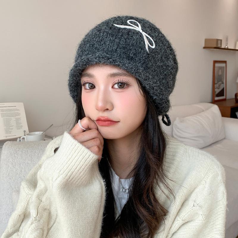 Sweet and Cute Bow Embroidered Knit Hat Autumn and Winter Versatile Warm Hat Outdoor Cold Protection Ear Protection Wool Hat