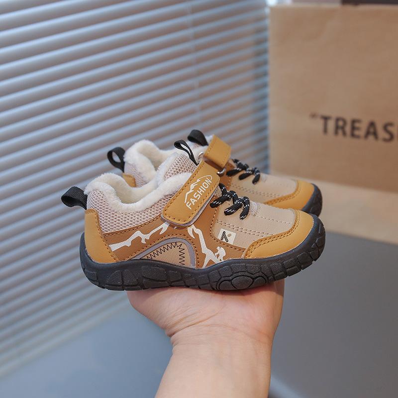 

Winter new velvet children s sneakers boys cotton shoes non-slip soft sole girls baby velvet sneakers 21 коричневый