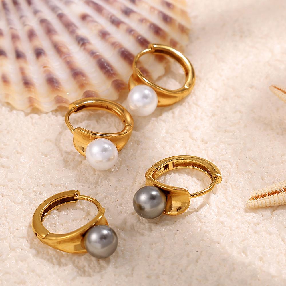 Personalized Imitation Pearl Premium Earrings Niche Design Stainless Steel Gold Rhinestone Versatile Earrings