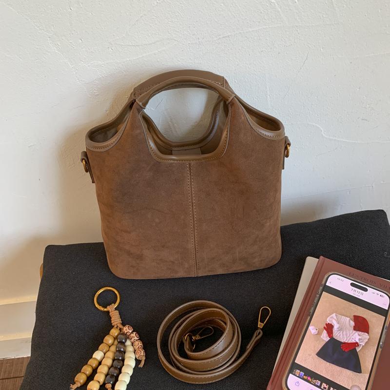 2026 Autumn & Winter Fashi New Faux Suede Shoulder Bags Hasp Large Capacity Commute Stylish Design Women's Tote Bags