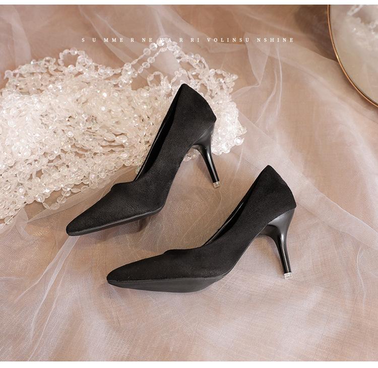 Μαύρα παπούτσια με κόκκινη σόλα και ψηλό τακούνι για την άνοιξη, νέα γυναικεία παπούτσια με μυτερή μύτη, λεπτό τακούνι, σέξι, γυαλιστερό ταμπεραμέντο, μονόπατα, παπούτσια από λουστρίνι για γυναίκες