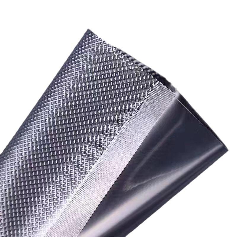 Household Vacuum Sealer for Food Preservation with Textured Vacuum Bags